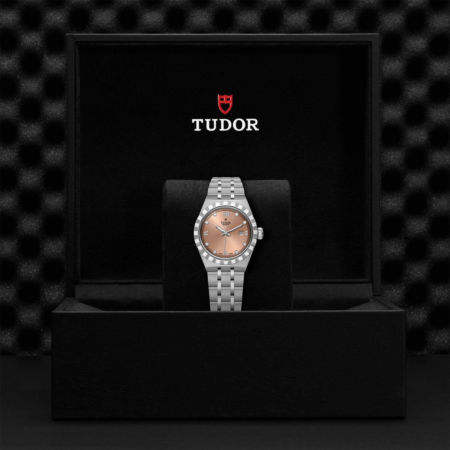 M28300 0010 Tudor Watch Carousel 4 4 10 2023