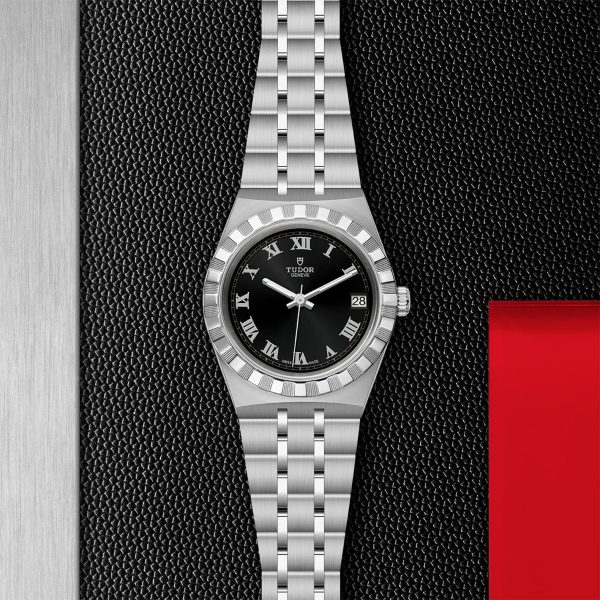 M28400 0003 Tudor Watch Carousel 2 4 10 2023