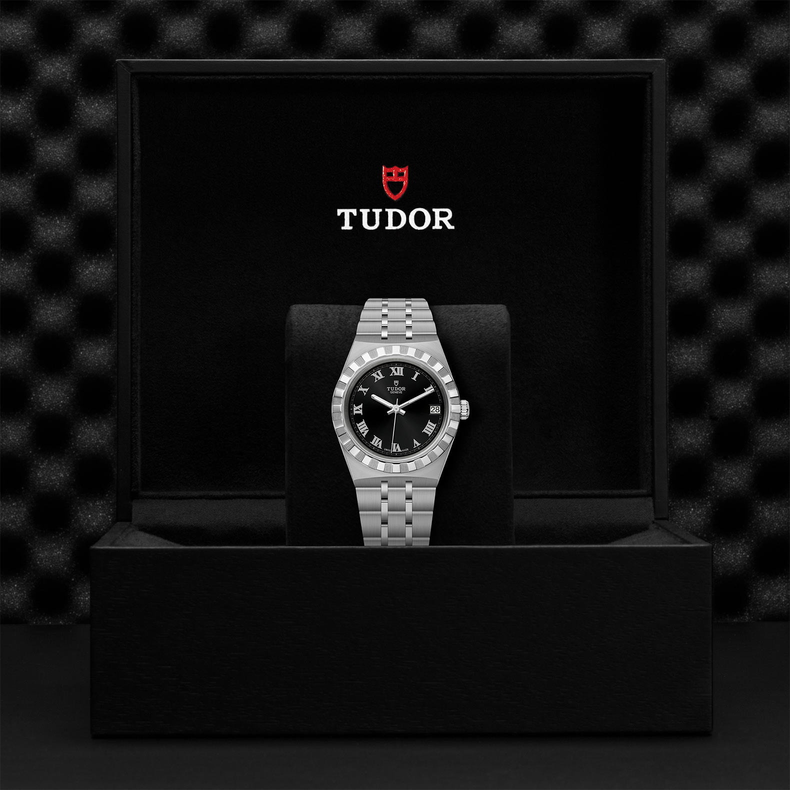 M28400 0003 Tudor Watch Carousel 4 4 10 2023