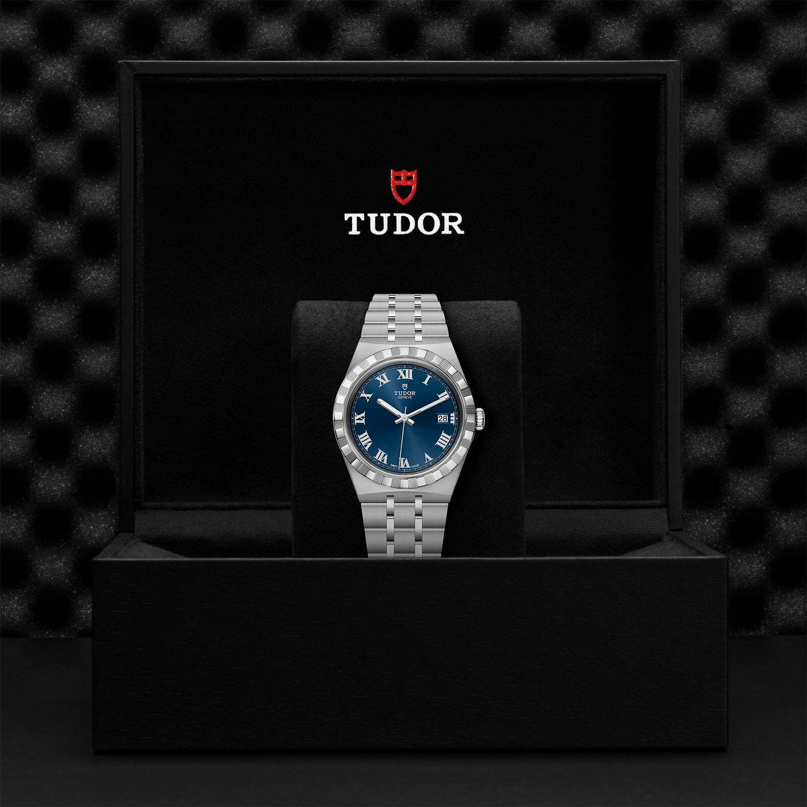 M28500 0005 Tudor Watch Carousel 4 4 10 2023