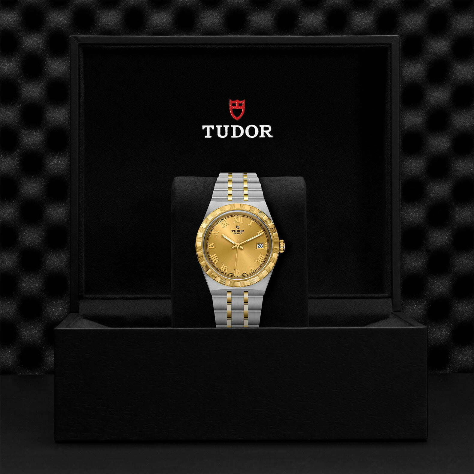 M28503 0003 Tudor Watch Carousel 4 4 10 2023