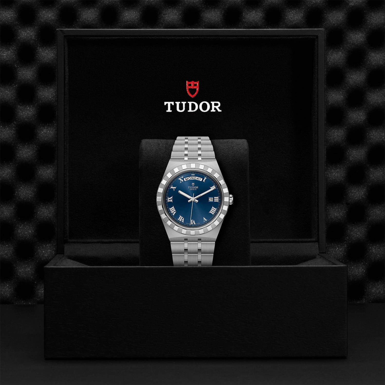 M28600 0005 Tudor Watch Carousel 4 4 10 2023