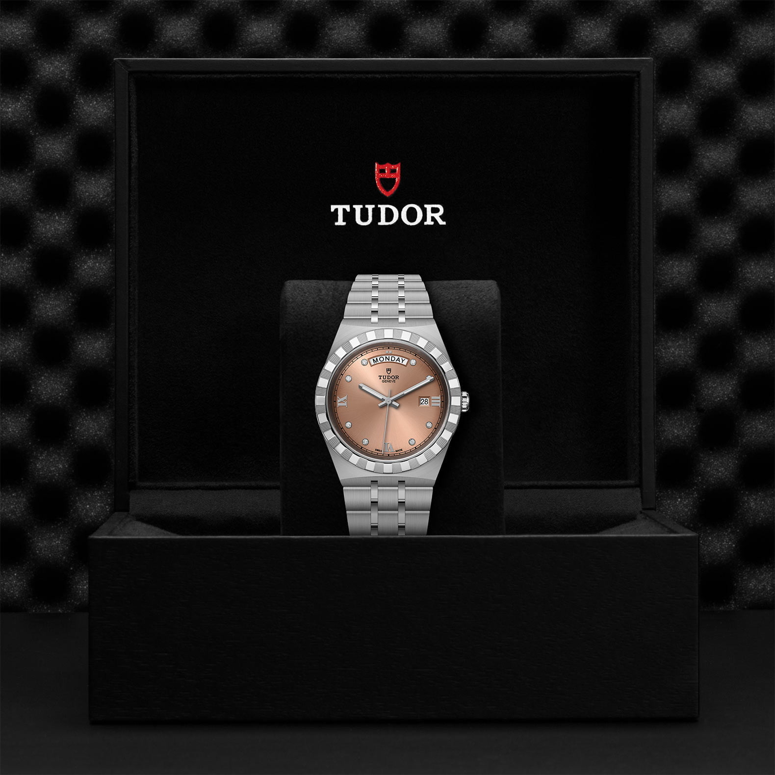 M28600 0011 Tudor Watch Carousel 4 4 10 2023
