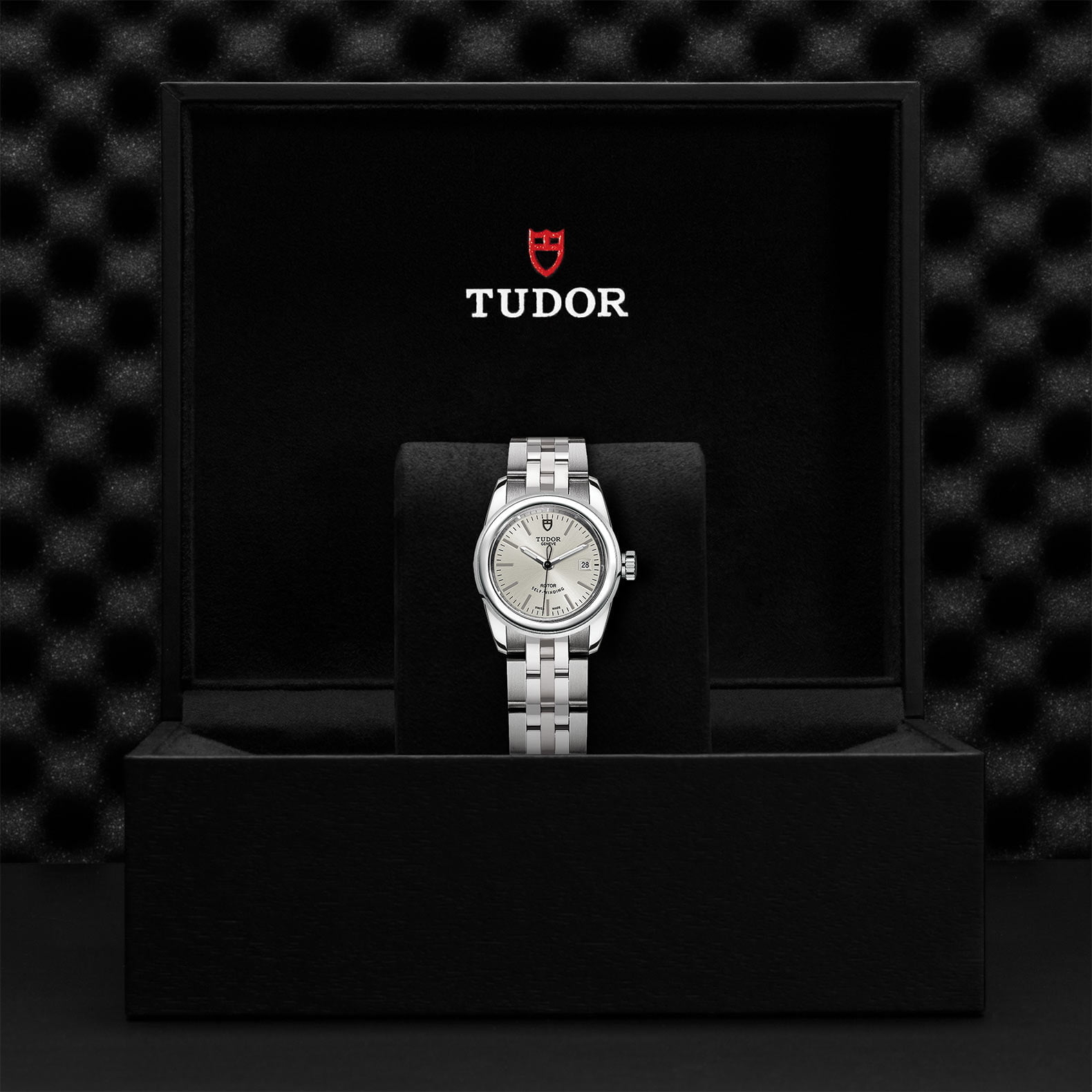 M51000 0003 Tudor Watch Carousel 4 4 10 2023