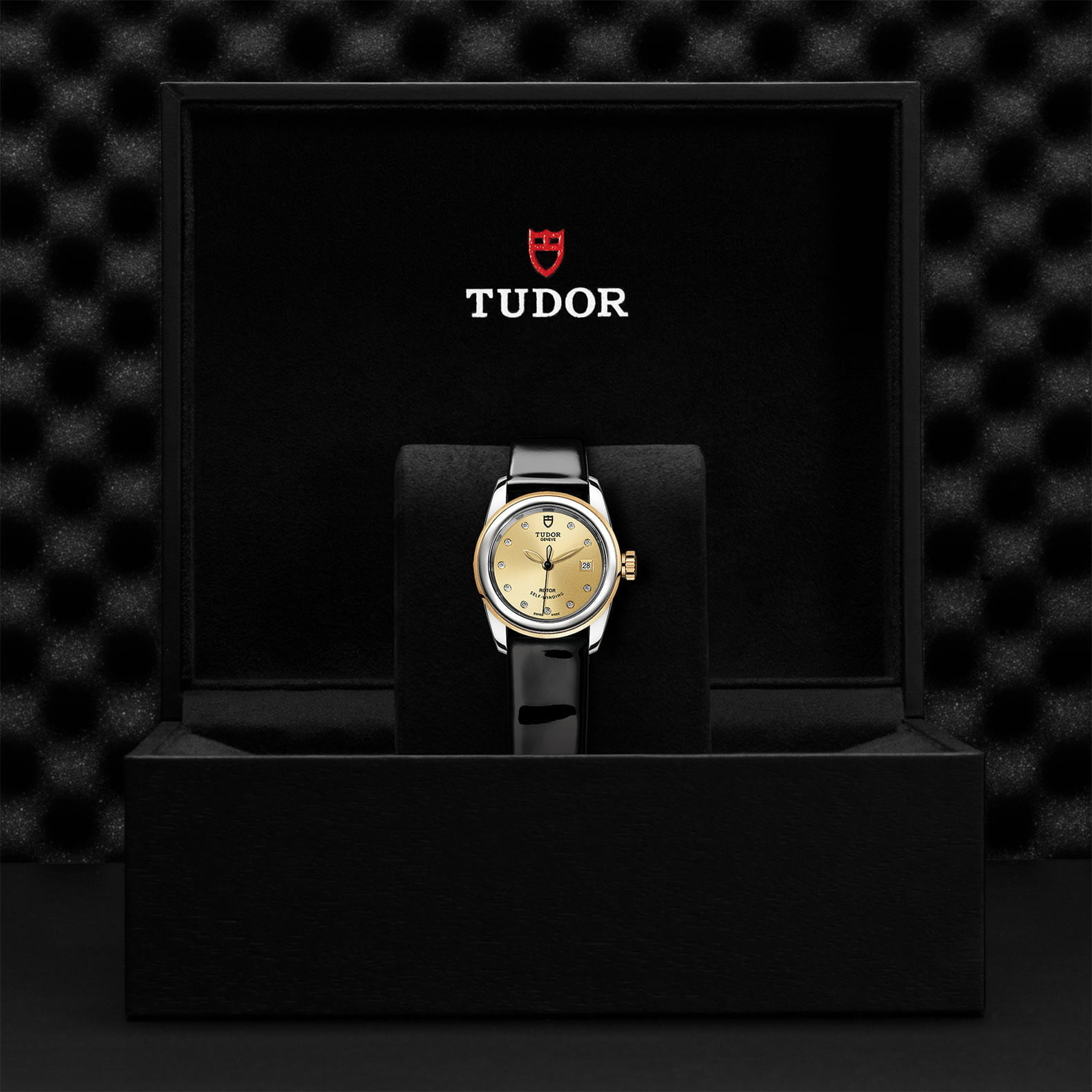 M51003 0019 Tudor Watch Carousel 4 4 10 2023
