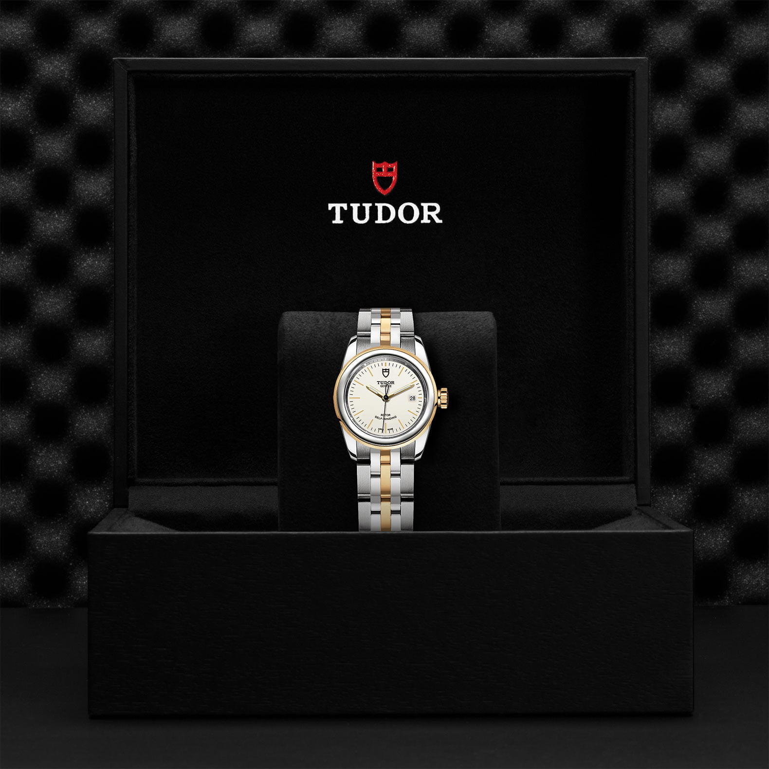 M51003 0025 Tudor Watch Carousel 4 4 10 2023