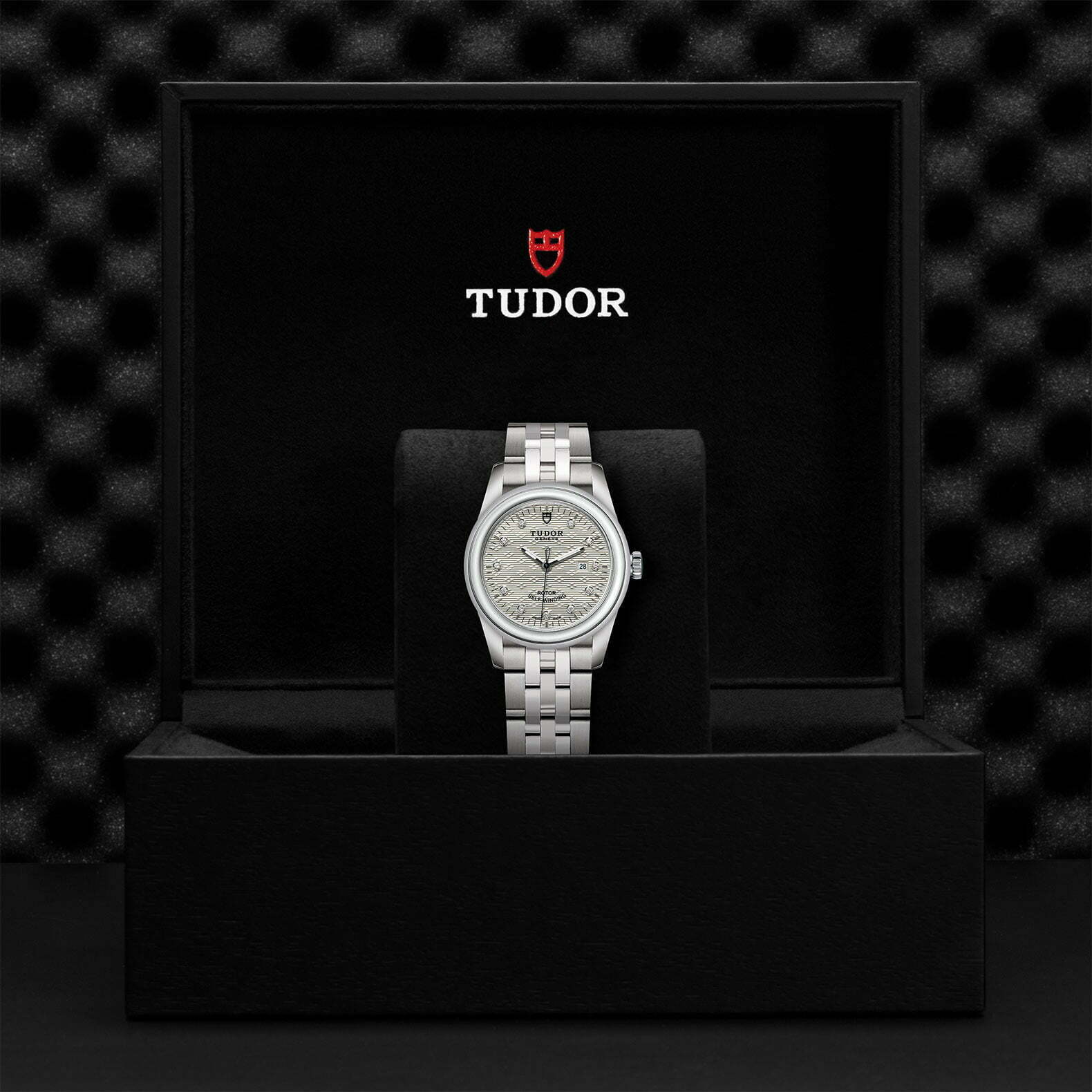 M53000 0009 Tudor Watch Carousel 4 4 10 2023