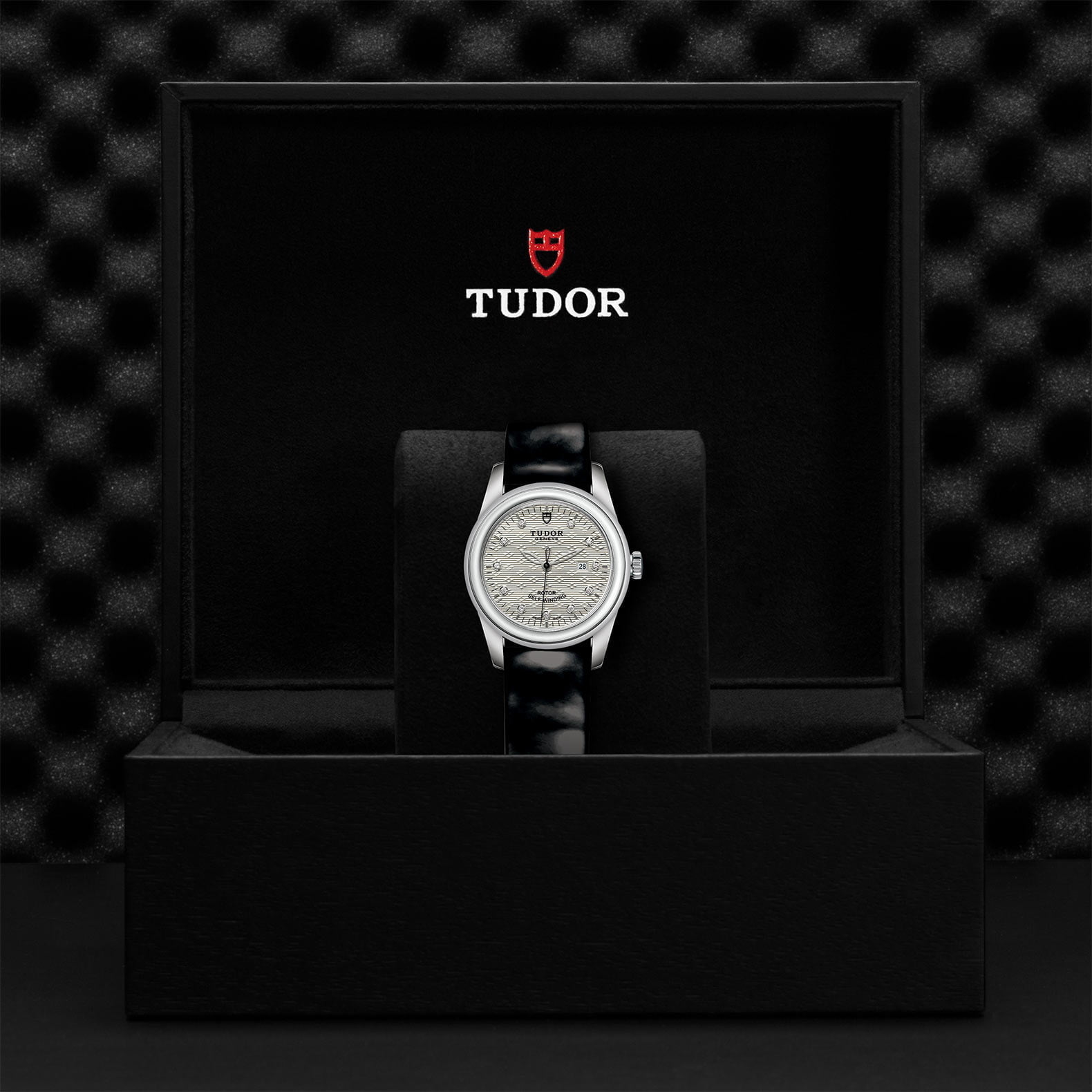 M53000 0023 Tudor Watch Carousel 4 4 10 2023