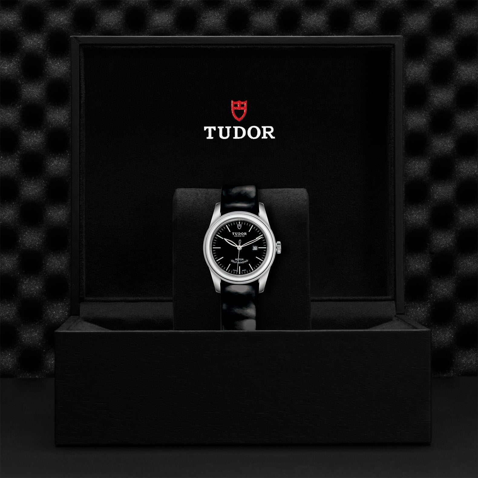 M53000 0039 Tudor Watch Carousel 4 4 10 2023
