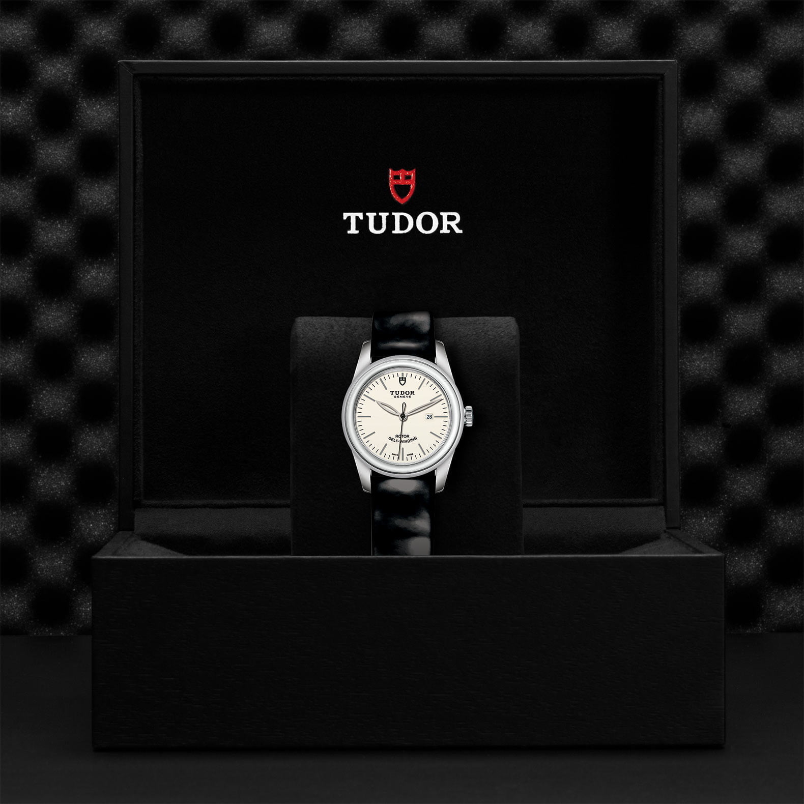 M53000 0085 Tudor Watch Carousel 4 4 10 2023