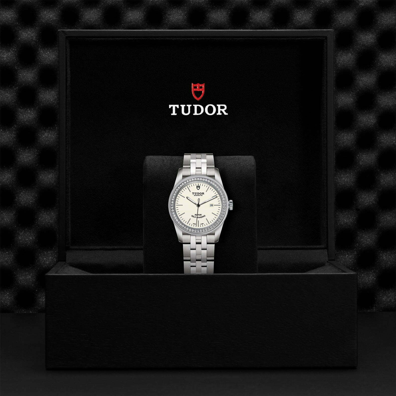 M53020 0073 Tudor Watch Carousel 4 4 10 2023