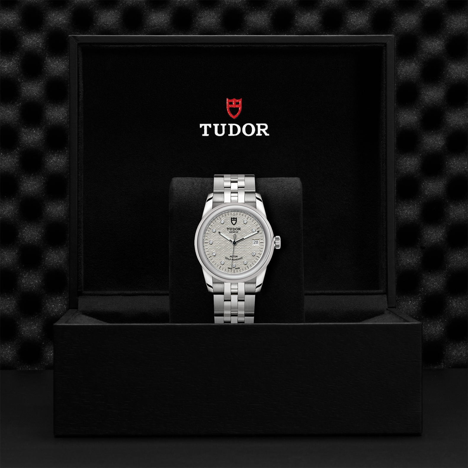 M55000 0004 Tudor Watch Carousel 4 4 10 2023