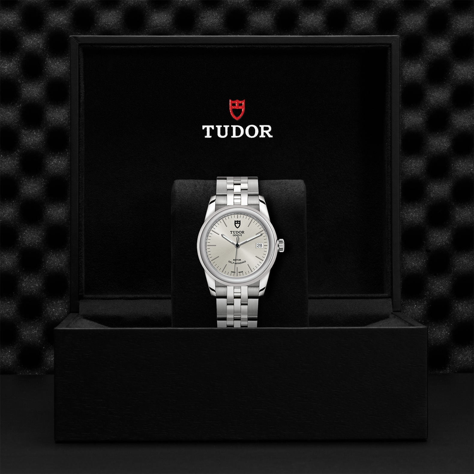 M55000 0005 Tudor Watch Carousel 4 4 10 2023