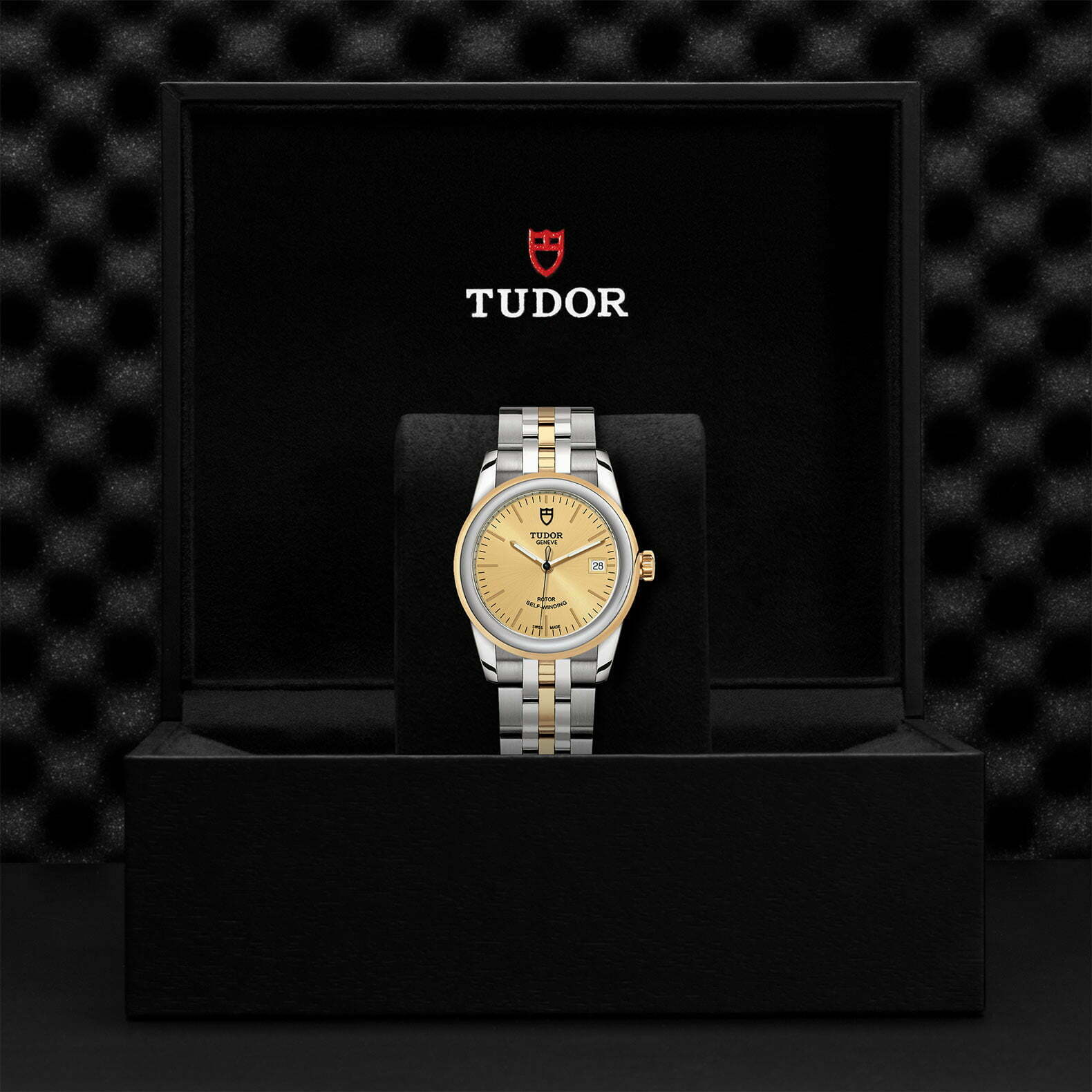 M55003 0005 Tudor Watch Carousel 4 4 10 2023