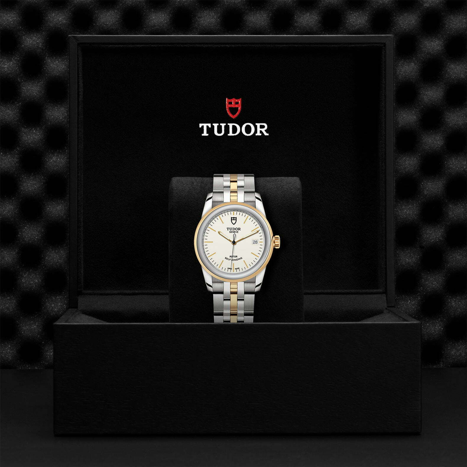 M55003 0082 Tudor Watch Carousel 4 4 10 2023