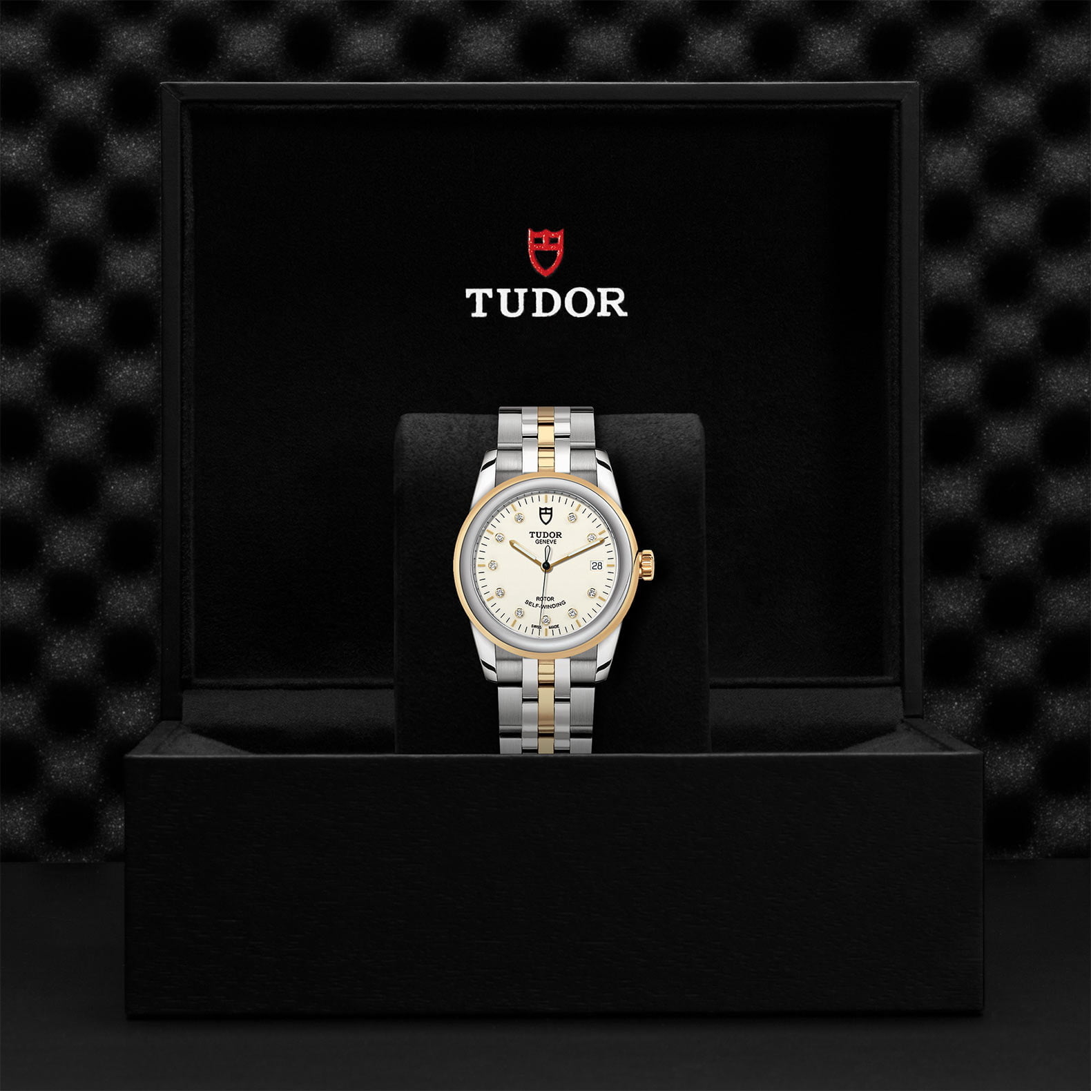 M55003 0083 Tudor Watch Carousel 4 4 10 2023