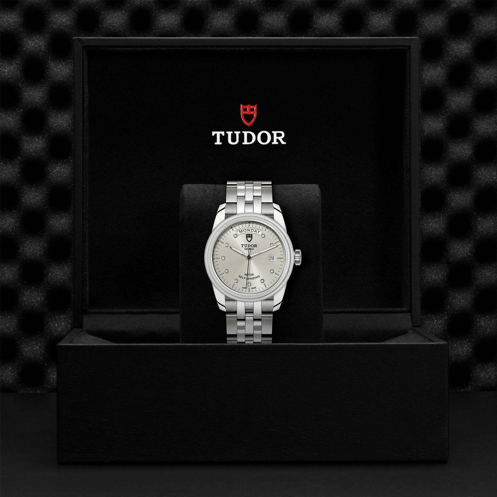 M56000 0006 Tudor Watch Carousel 4 4 10 2023