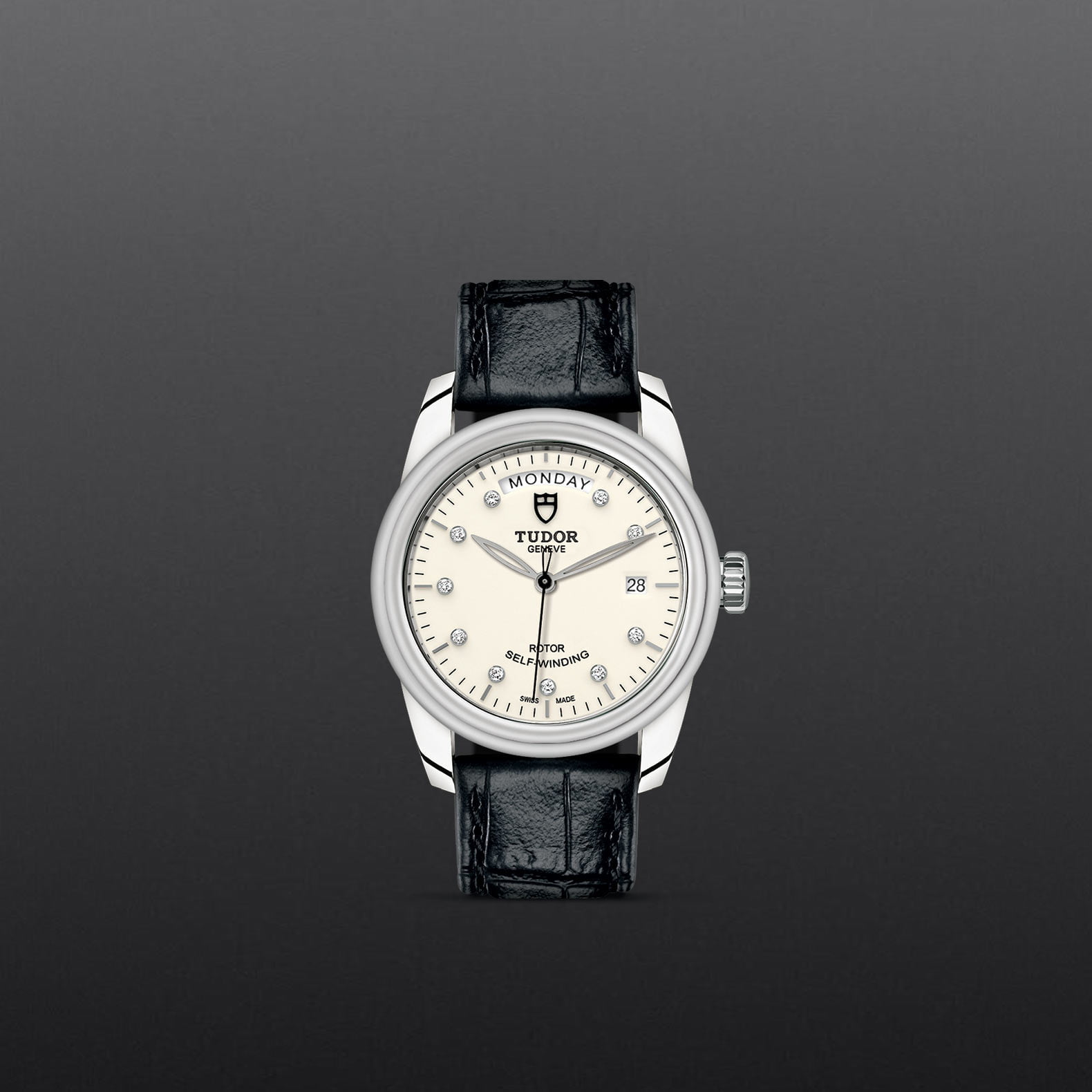 M56000 0184 Tudor Watch Carousel 1 4 10 2023