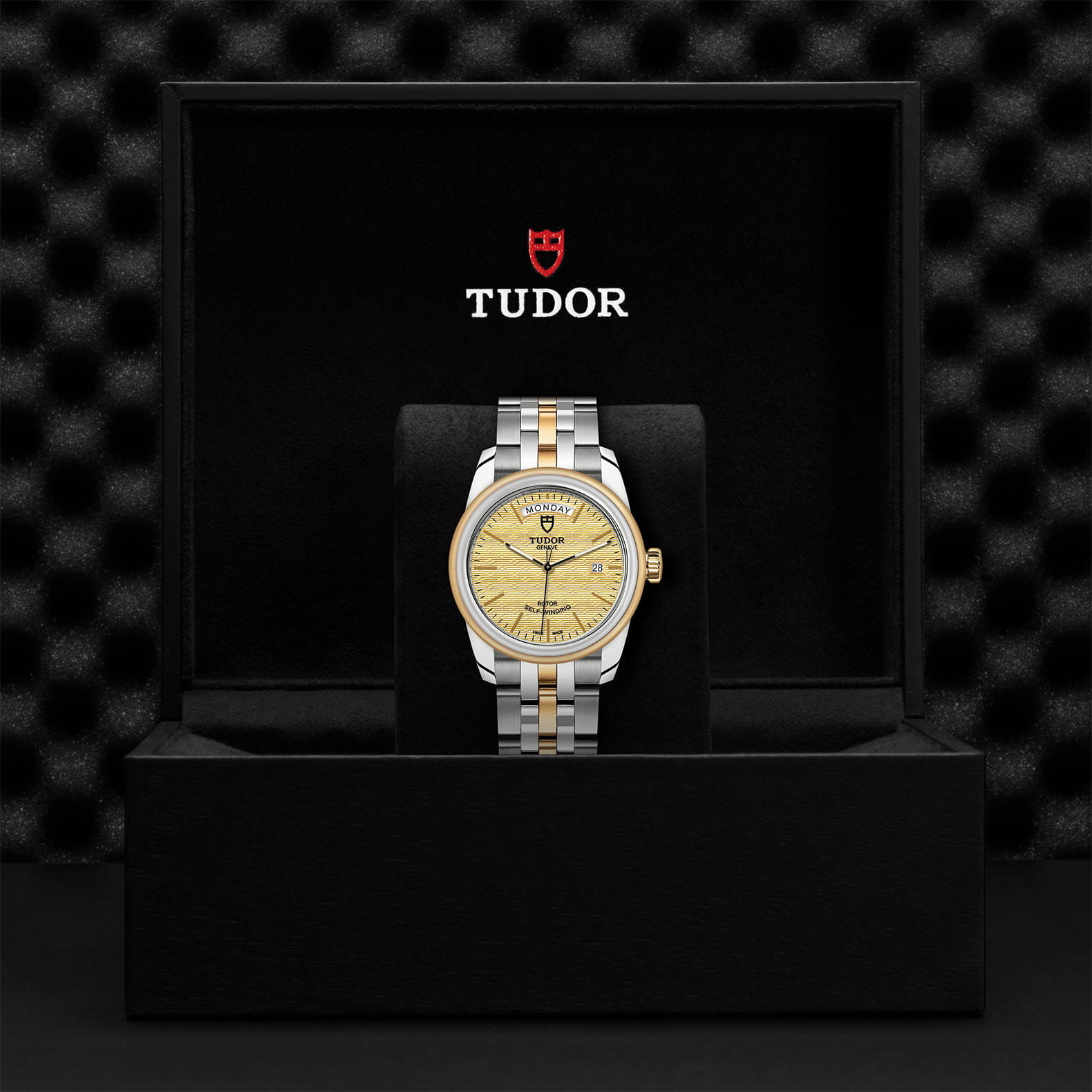 M56003 0003 Tudor Watch Carousel 4 4 10 2023