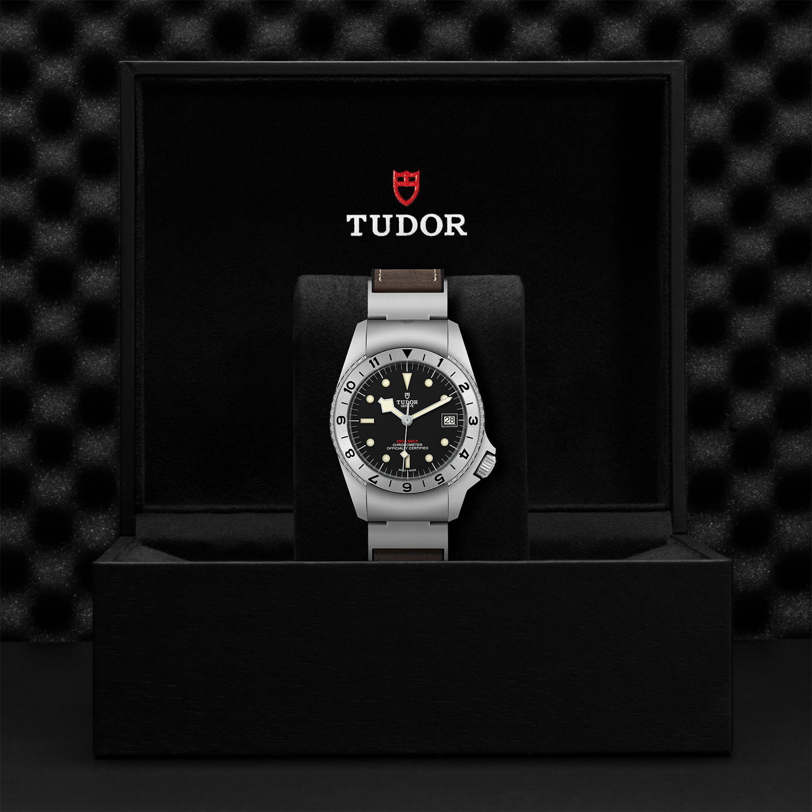 M70150 0001 Tudor Watch Carousel 4 4 10 2023