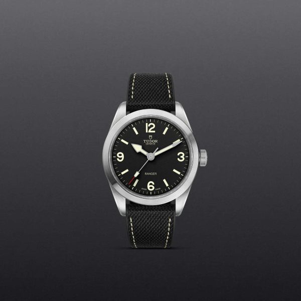 M79950 0002 Tudor Watch Carousel 1 4 10 2023