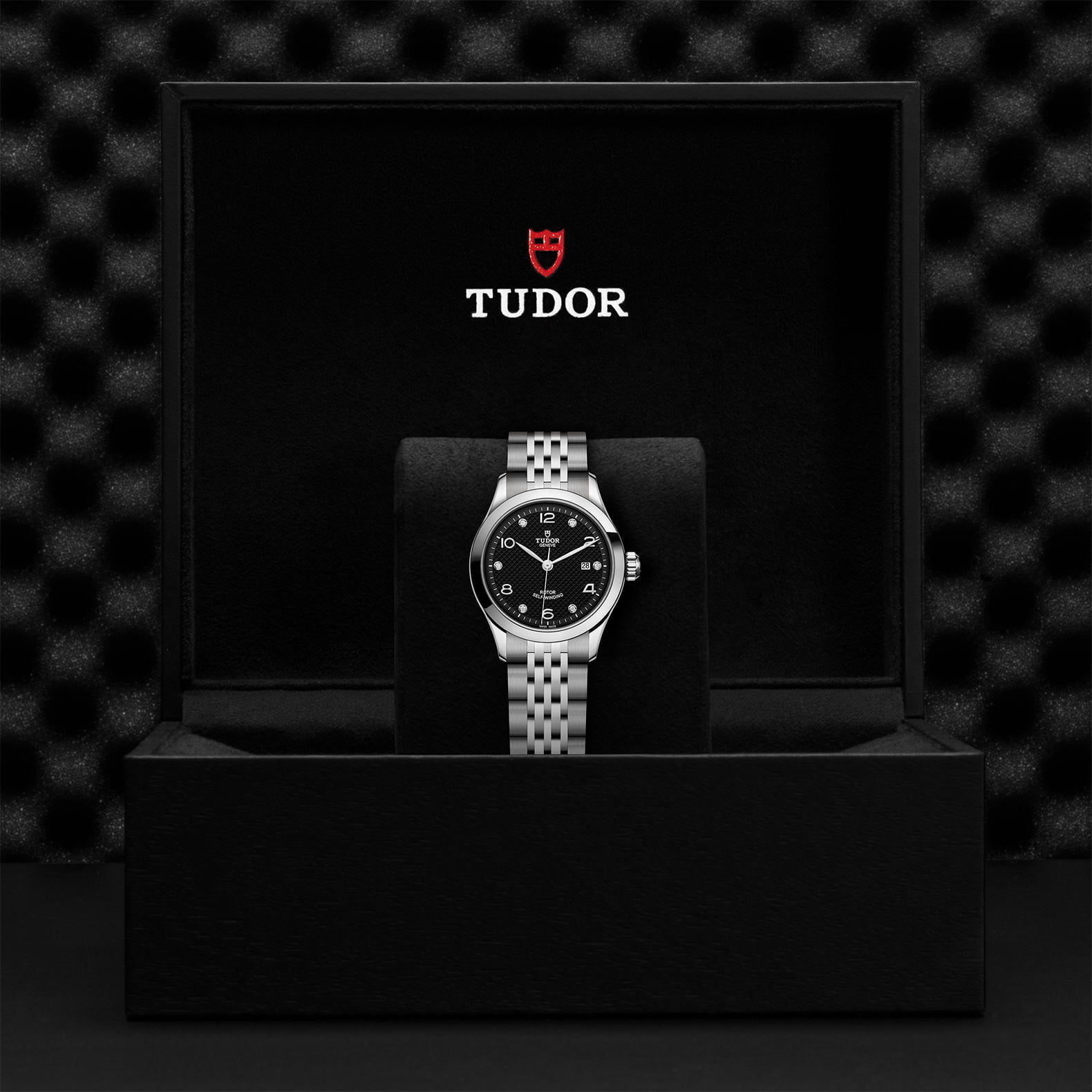 M91350 0004 Tudor Watch Carousel 4 4 10 2023