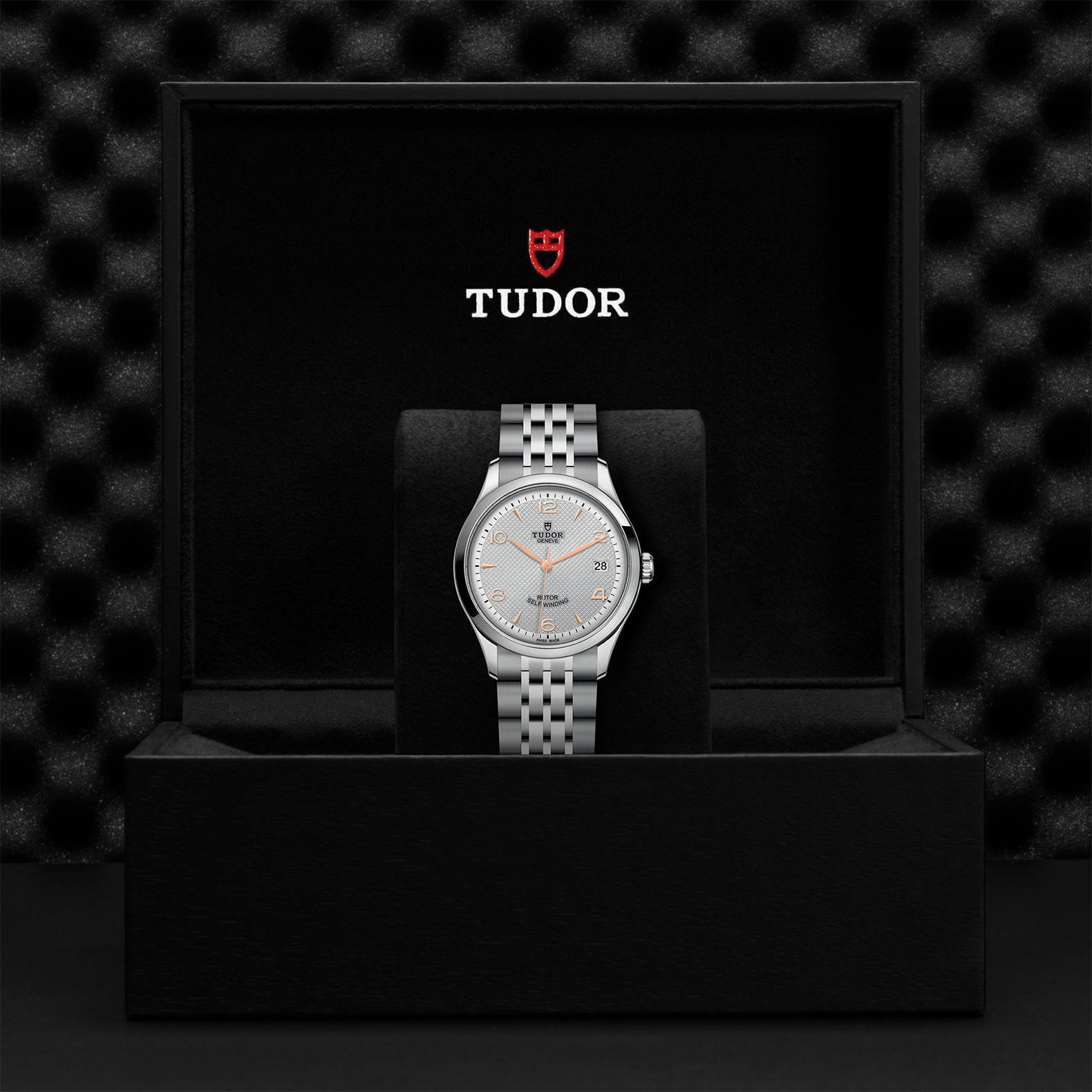 M91450 0001 Tudor Watch Carousel 4 4 10 2023