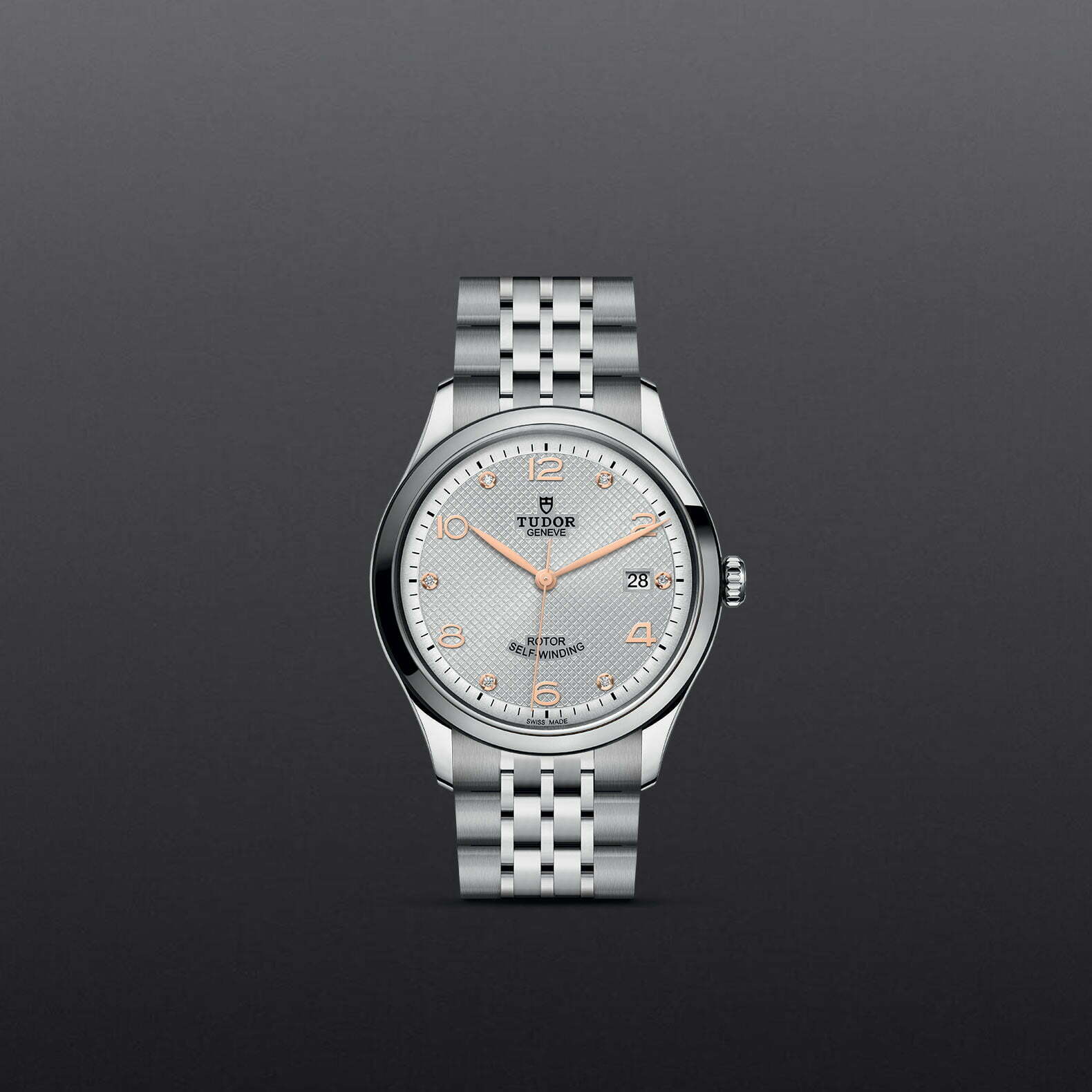 M91550 0003 Tudor Watch Carousel 1 4 10 2023