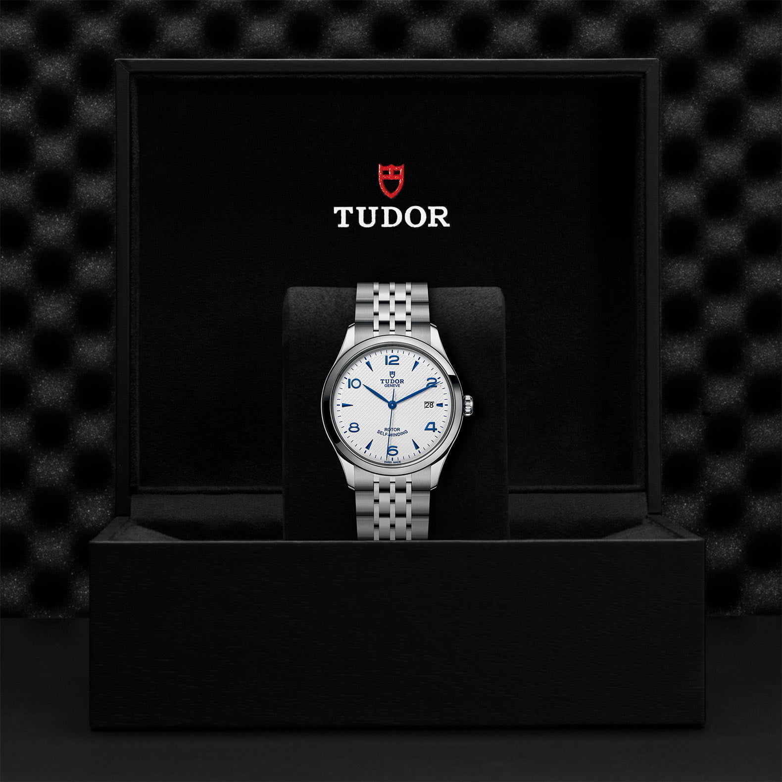 M91550 0005 Tudor Watch Carousel 4 4 10 2023