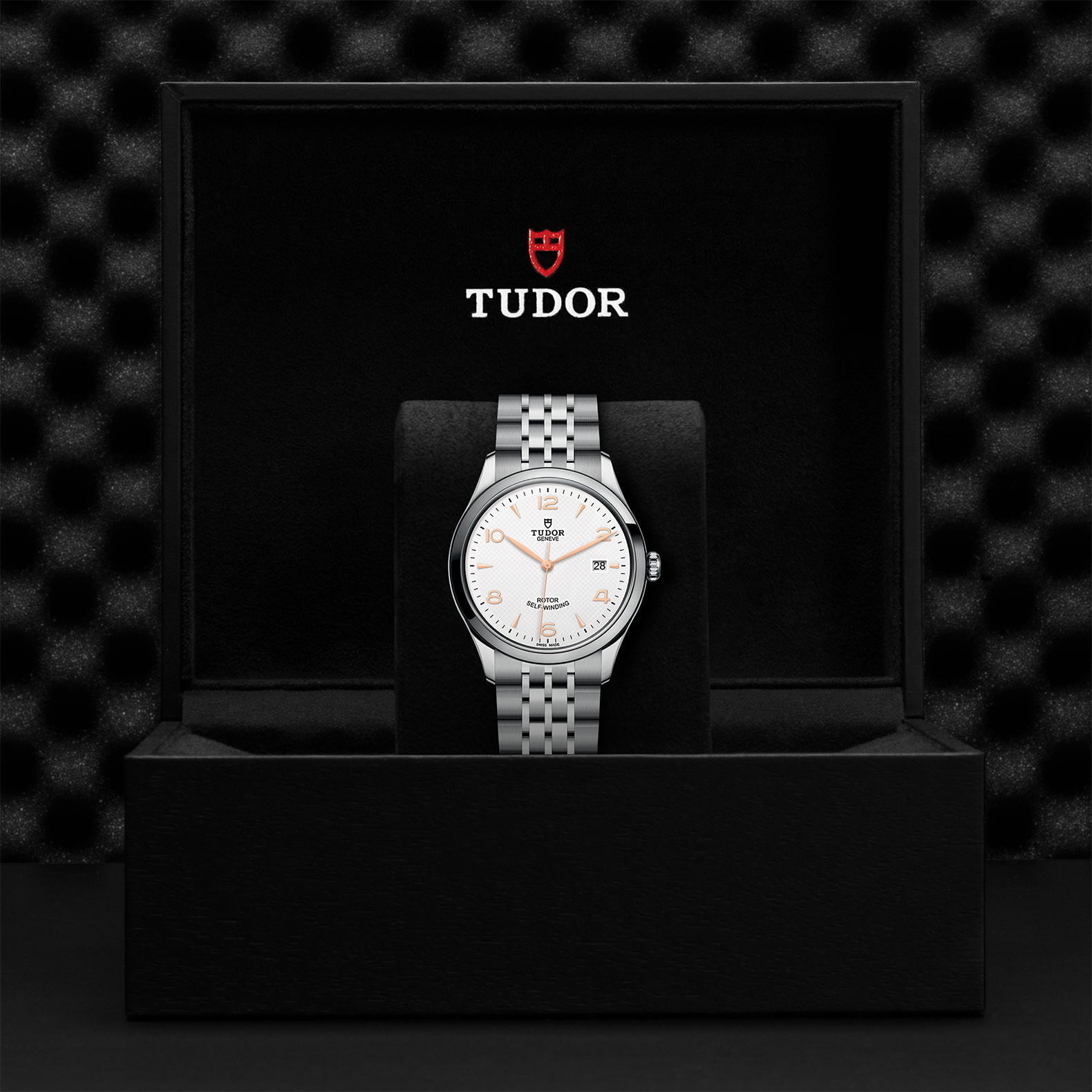 M91550 0011 Tudor Watch Carousel 4 4 10 2023