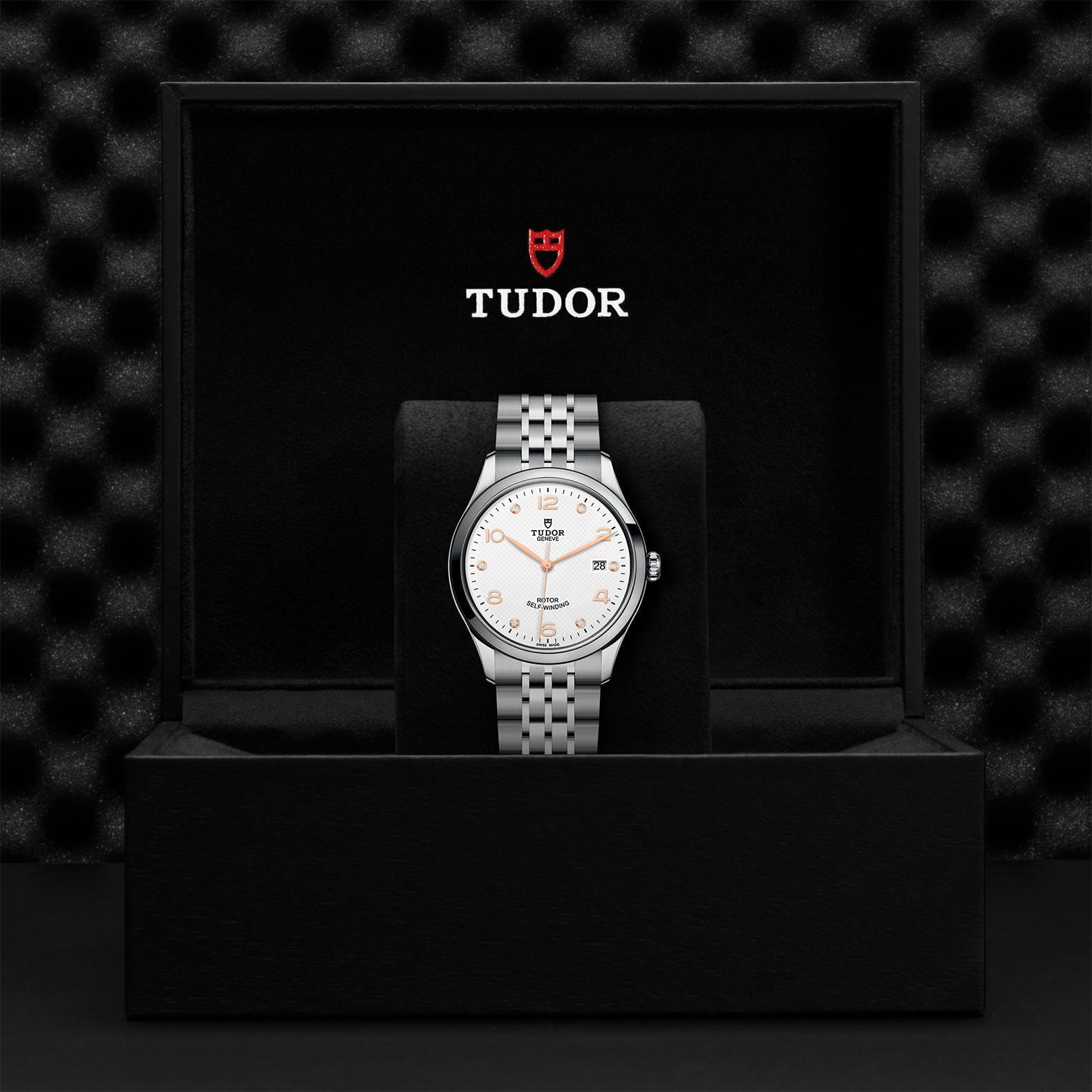 M91550 0013 Tudor Watch Carousel 4 4 10 2023