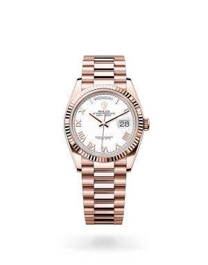 Rolex Day-Date 36 in 18 ct Everose Gold with Fluted Bezel
