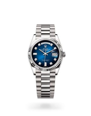 Rolex Day-Date 36 in 18 ct White Gold with Fluted Bezel