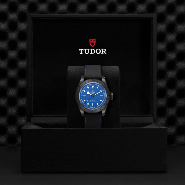 TUDOR Black Bay Ceramic M79210CNU-0007 - Image 5