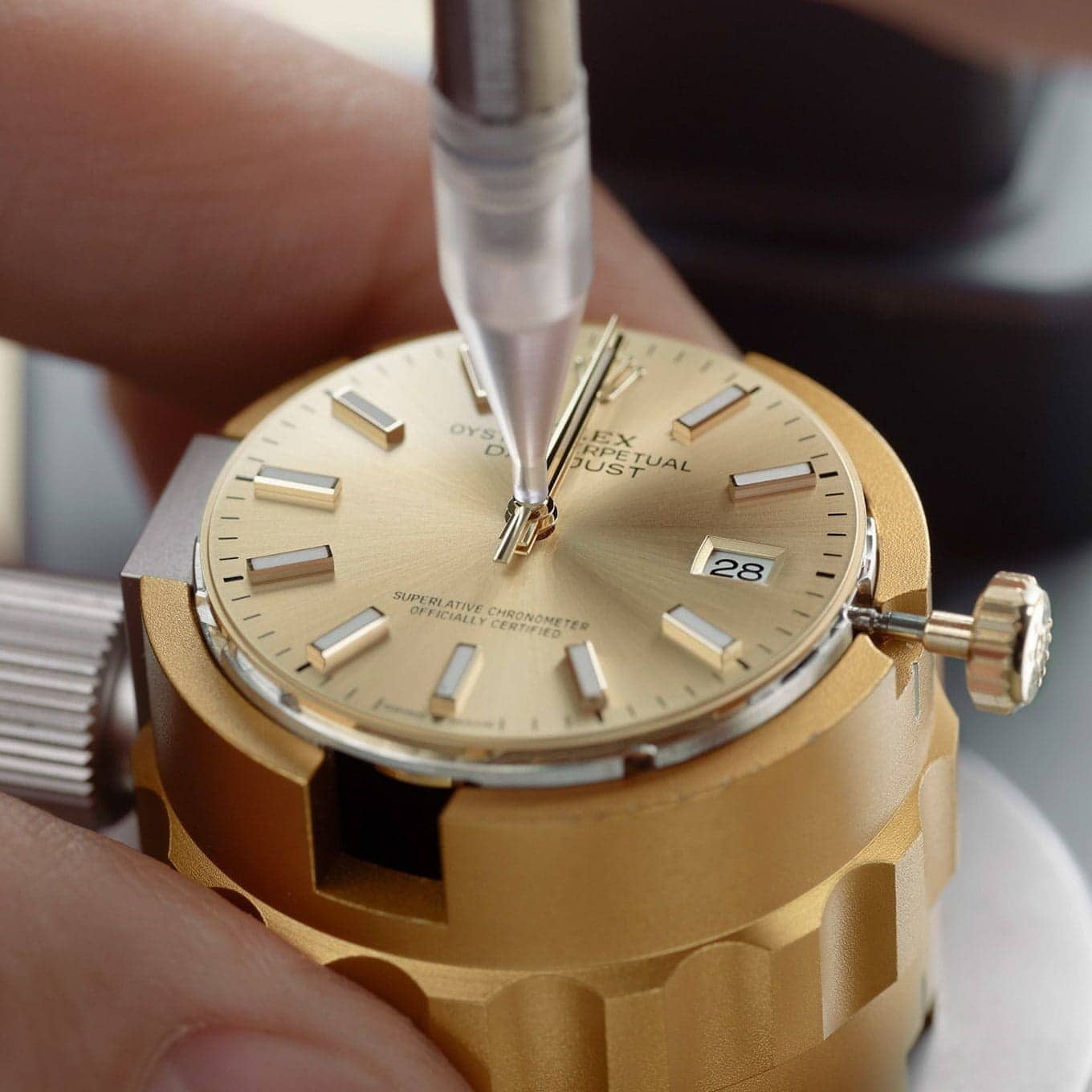 rolex-woo-hing-boutique-checkered-2 Rolex-Servicing-Procedure-Casing-Of-The-Movement_Portrait