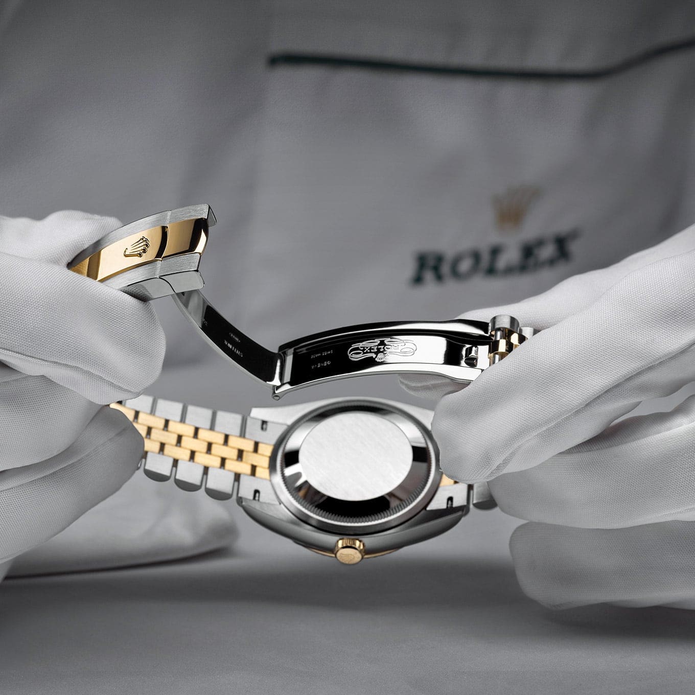 Servicing-Your-Rolex-Procedure_Portrait